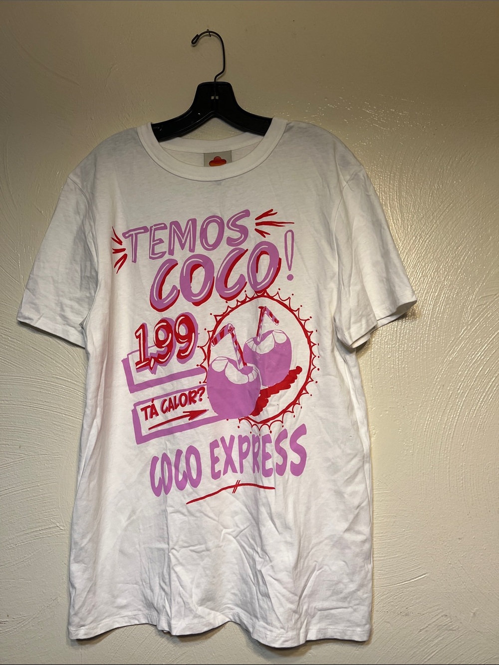 FARM Rio White Tee with Pink and Red Coco Graphic medium
